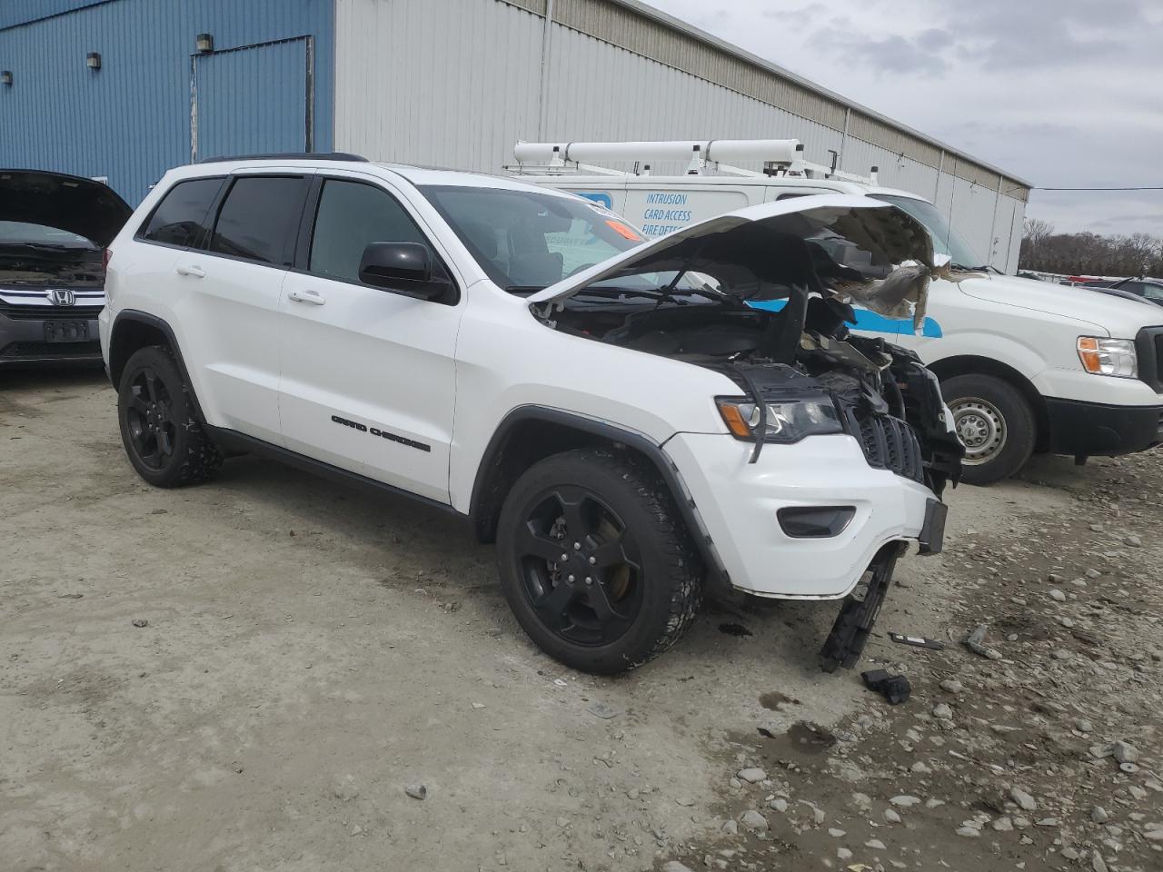 2020 Jeep Grand Cherokee - Image 4