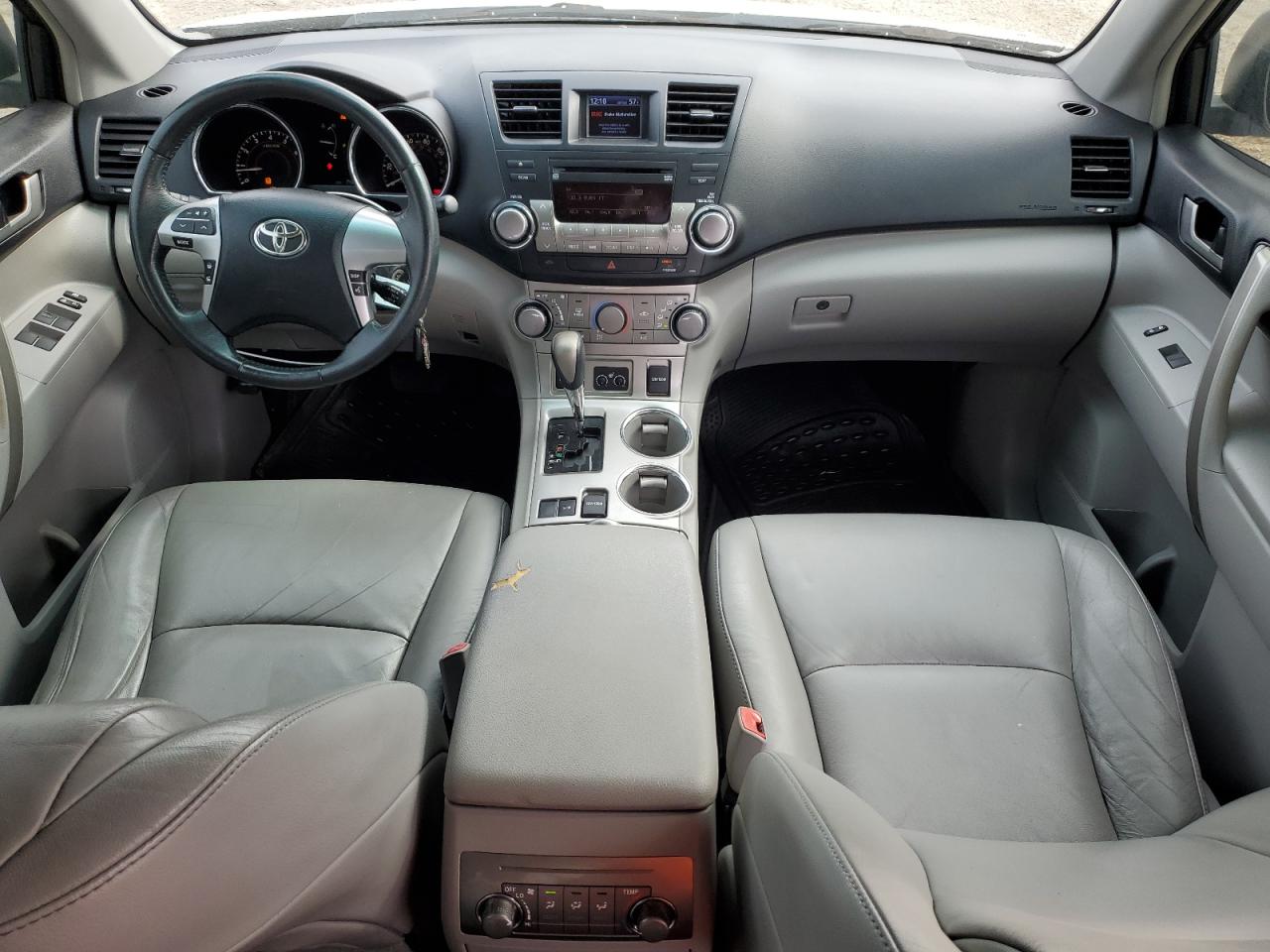 2012 Toyota Highlander - Image 8