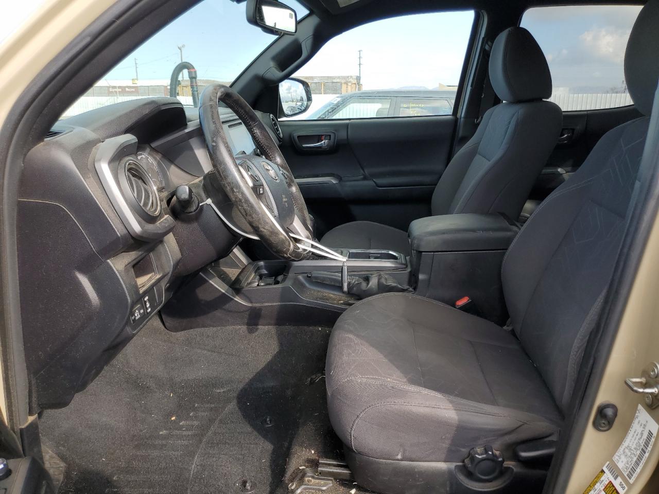 2016 Toyota Tacoma - Image 7