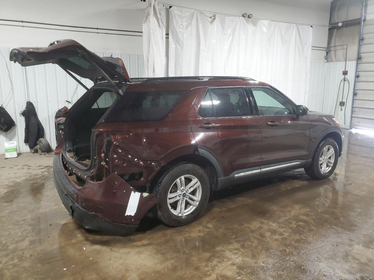 2020 Ford Explorer - Image 3