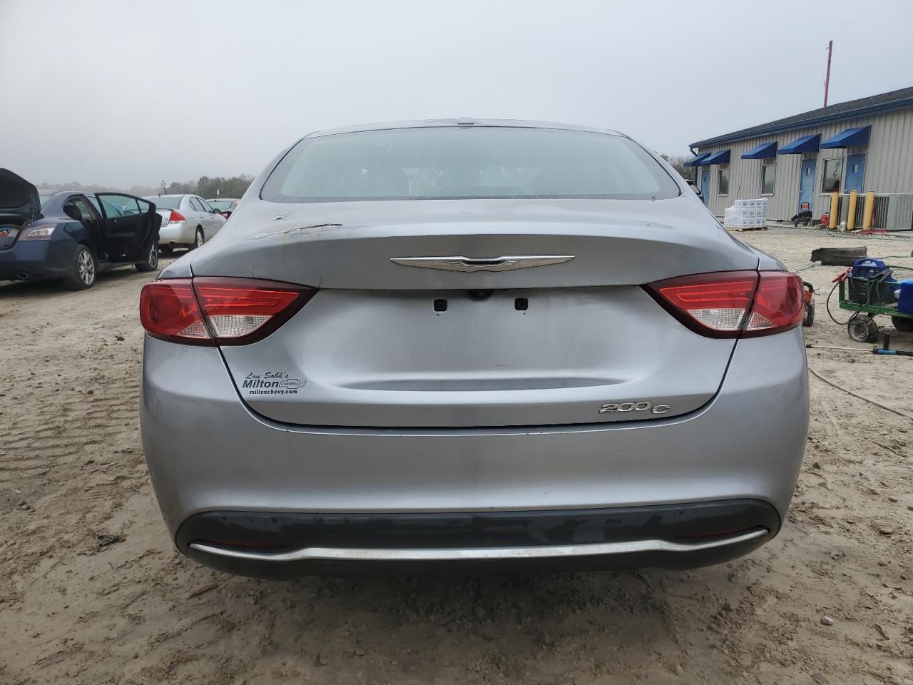 2015 Chrysler 200 - Image 6