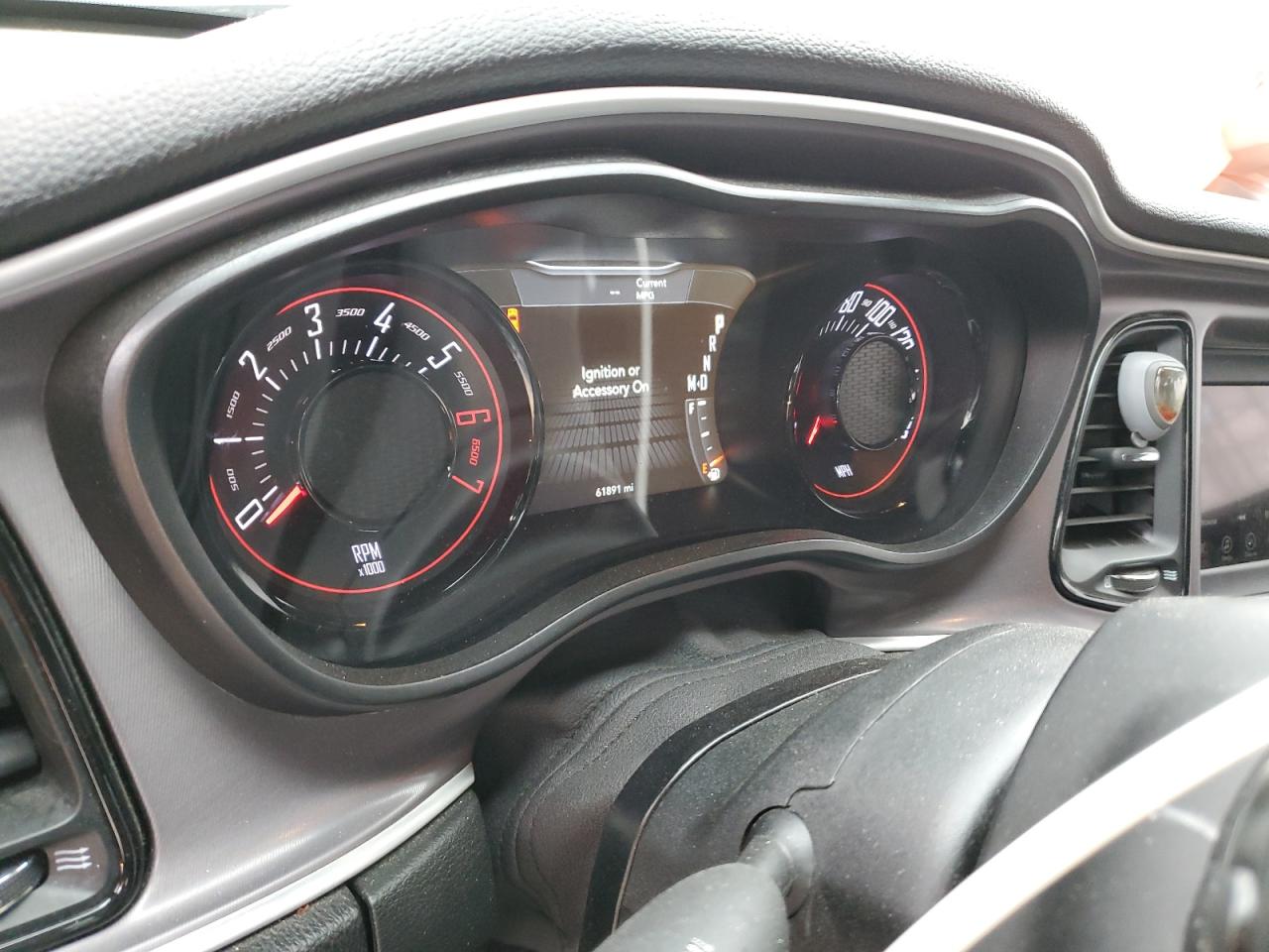 2019 Dodge Challenger - Image 9