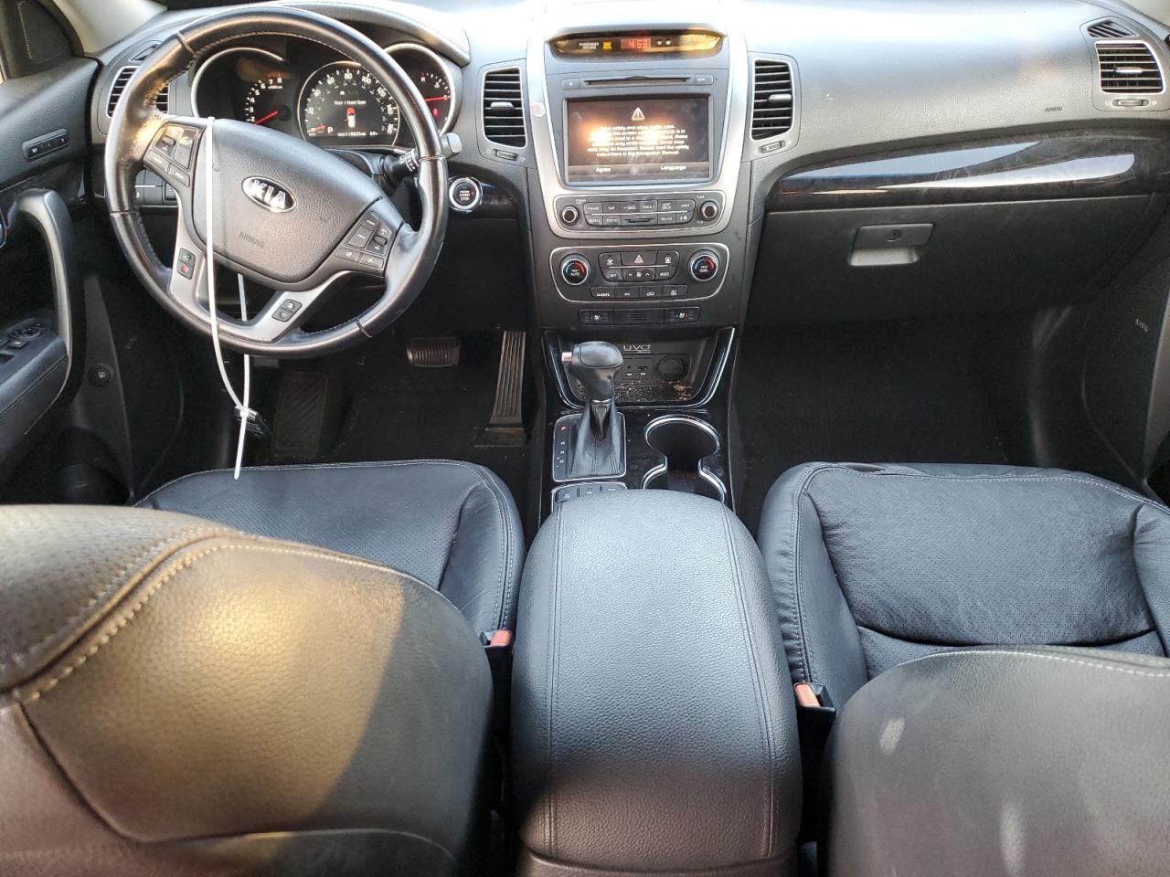 2015 Kia Sorento - Image 8
