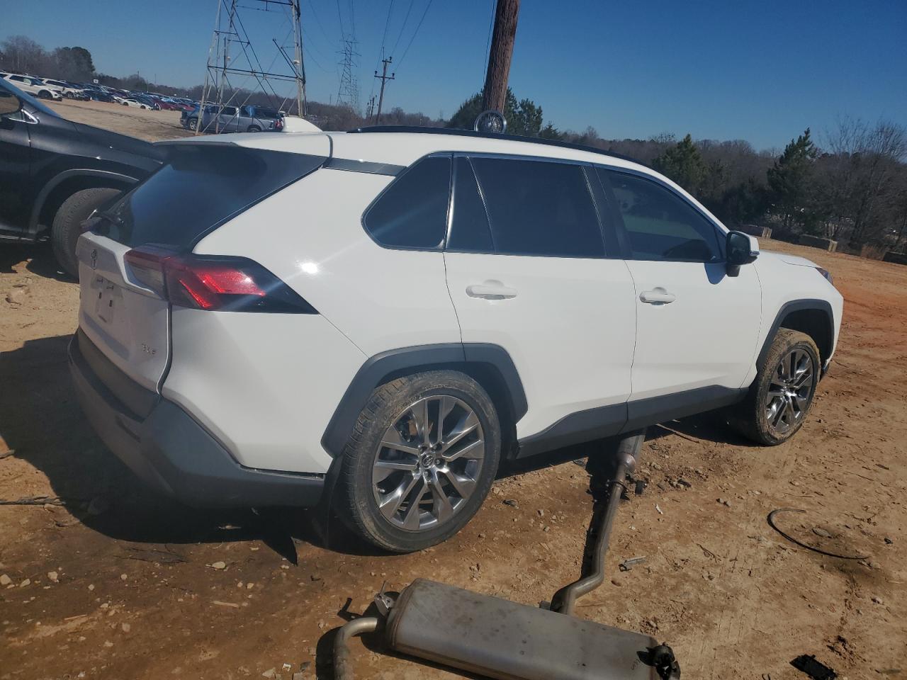 2T3C1RFV5KC014235 TOYOTA RAV4 2019