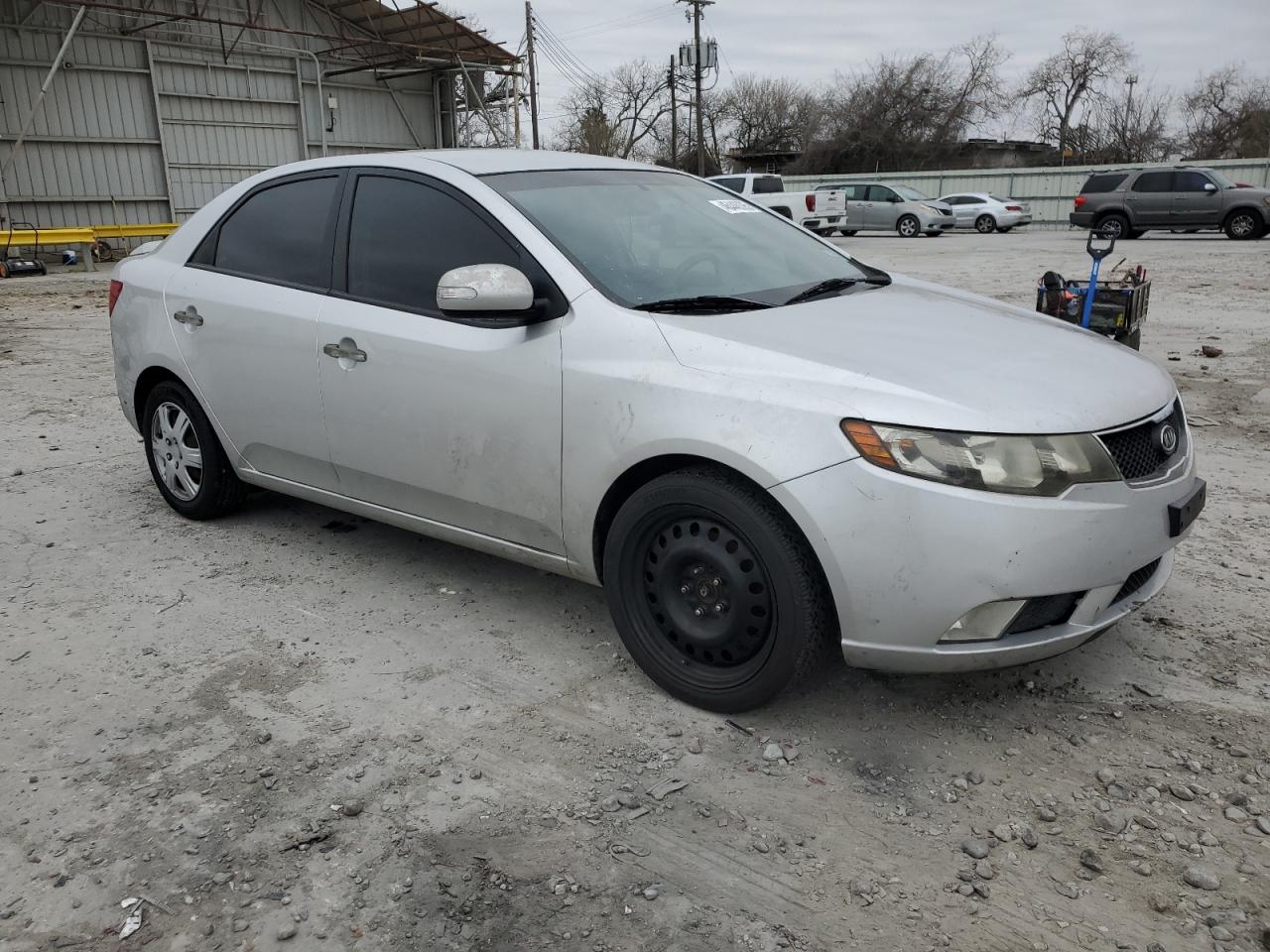 2010 Kia Forte - Image 4