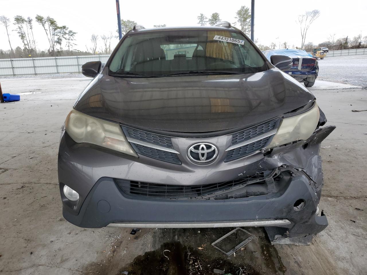 2015 Toyota RAV 4 - Image 5