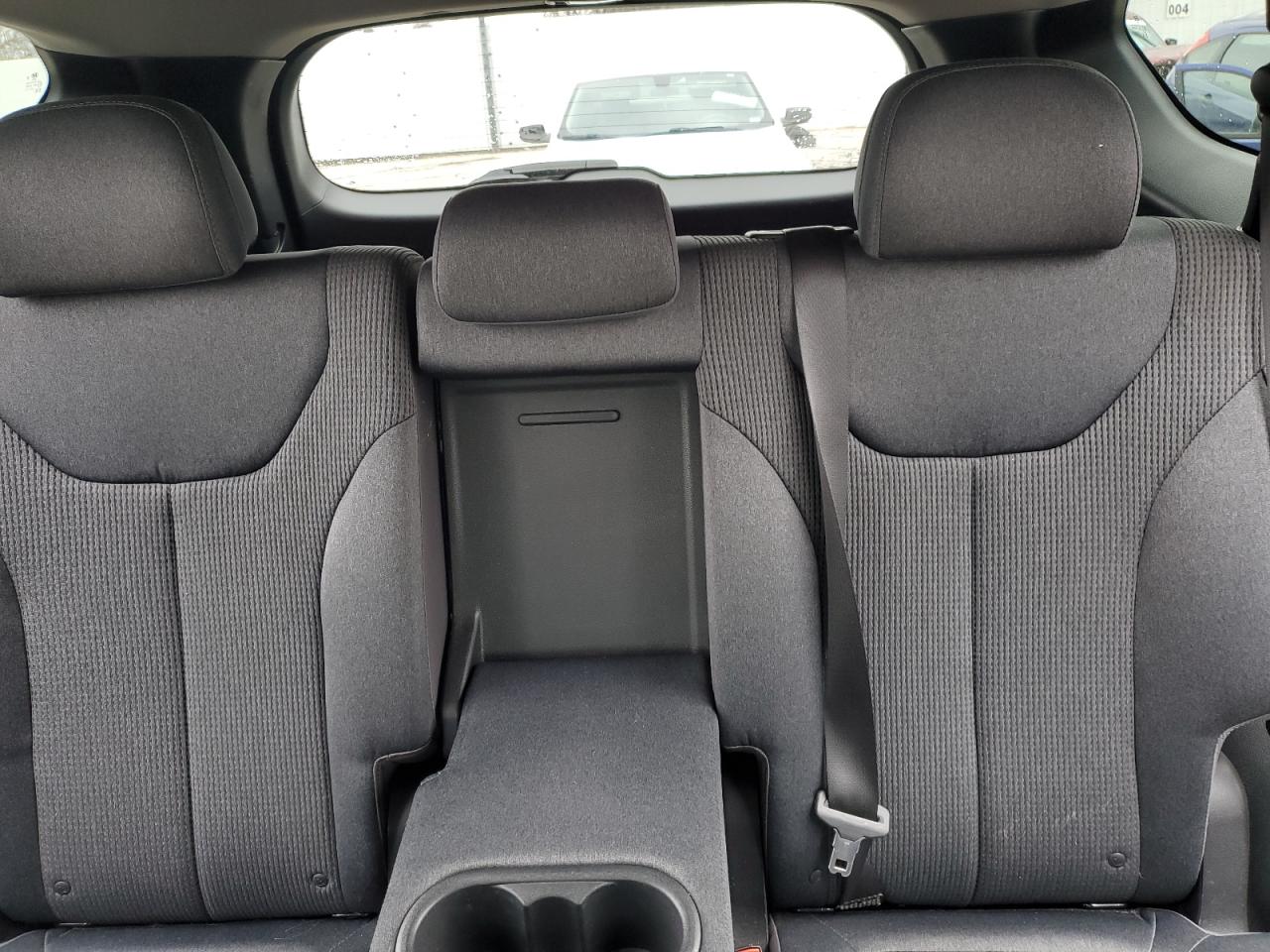 2019 Hyundai Santa Fe - Image 10