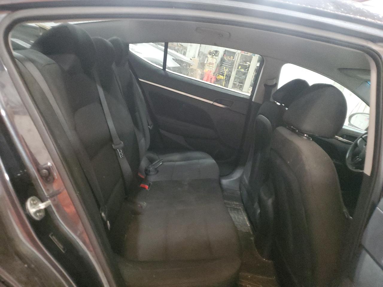 2020 Hyundai Elantra - Image 10
