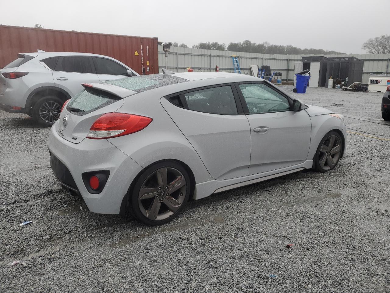 2015 Hyundai Veloster - Image 3