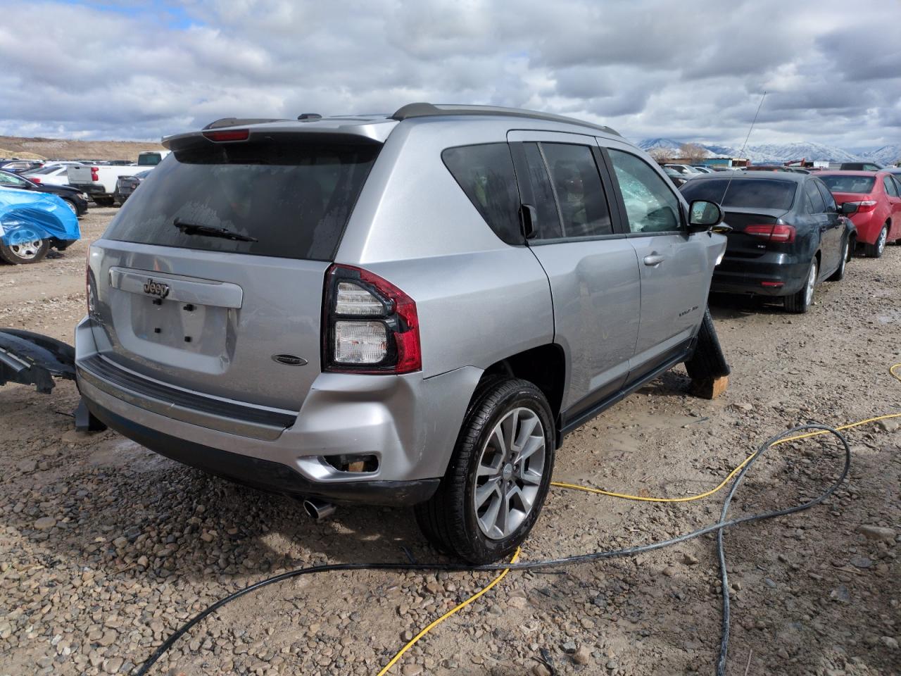 2016 Jeep Compass - Image 3