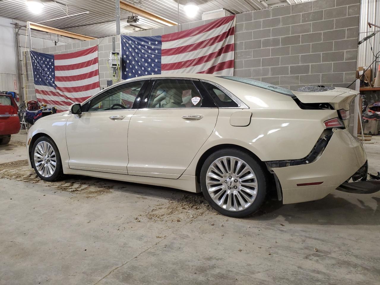 2015 Lincoln MKZ - Image 2
