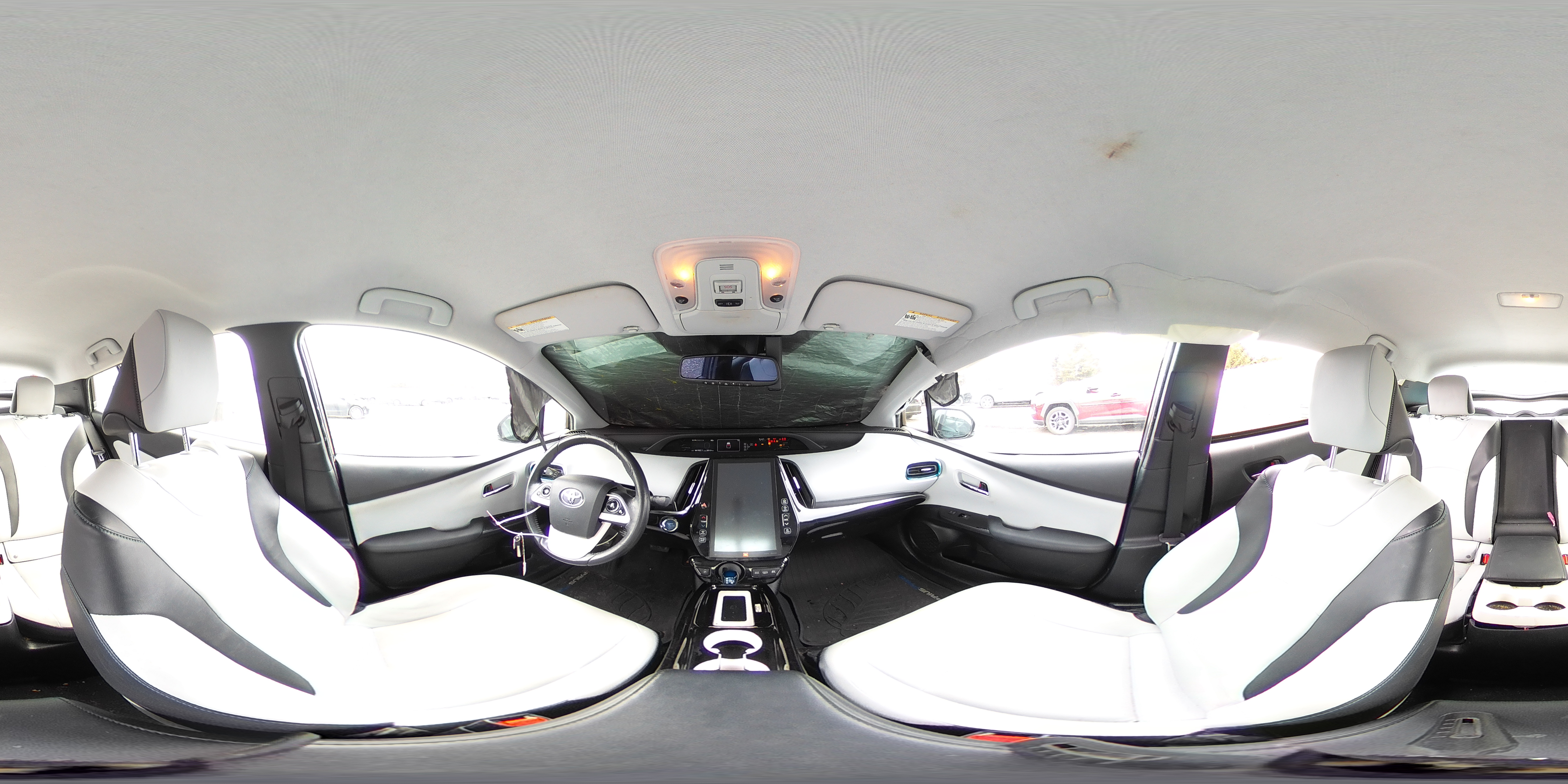 2017 Toyota Prius - Image 13