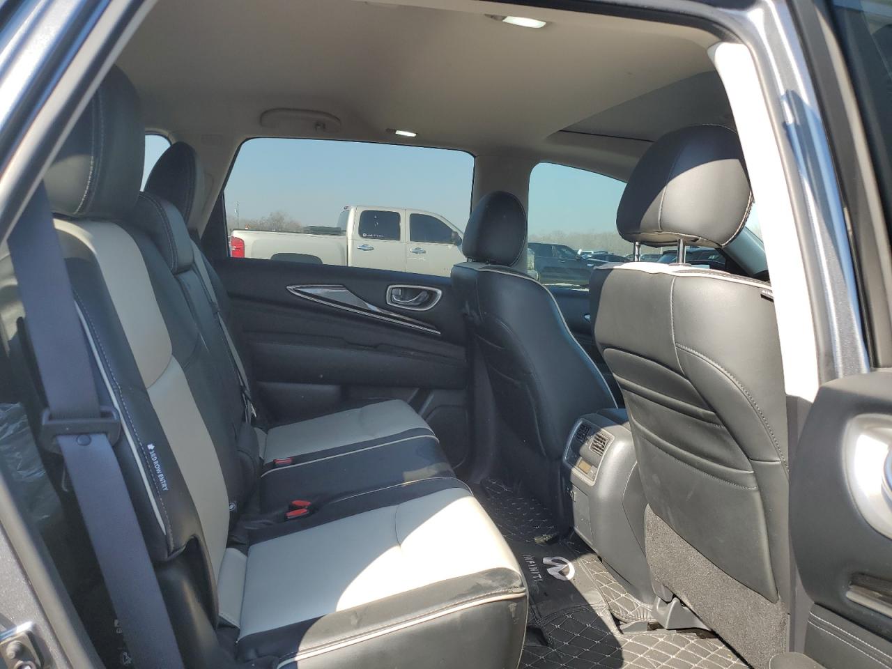 2020 Infiniti QX60 - Image 11