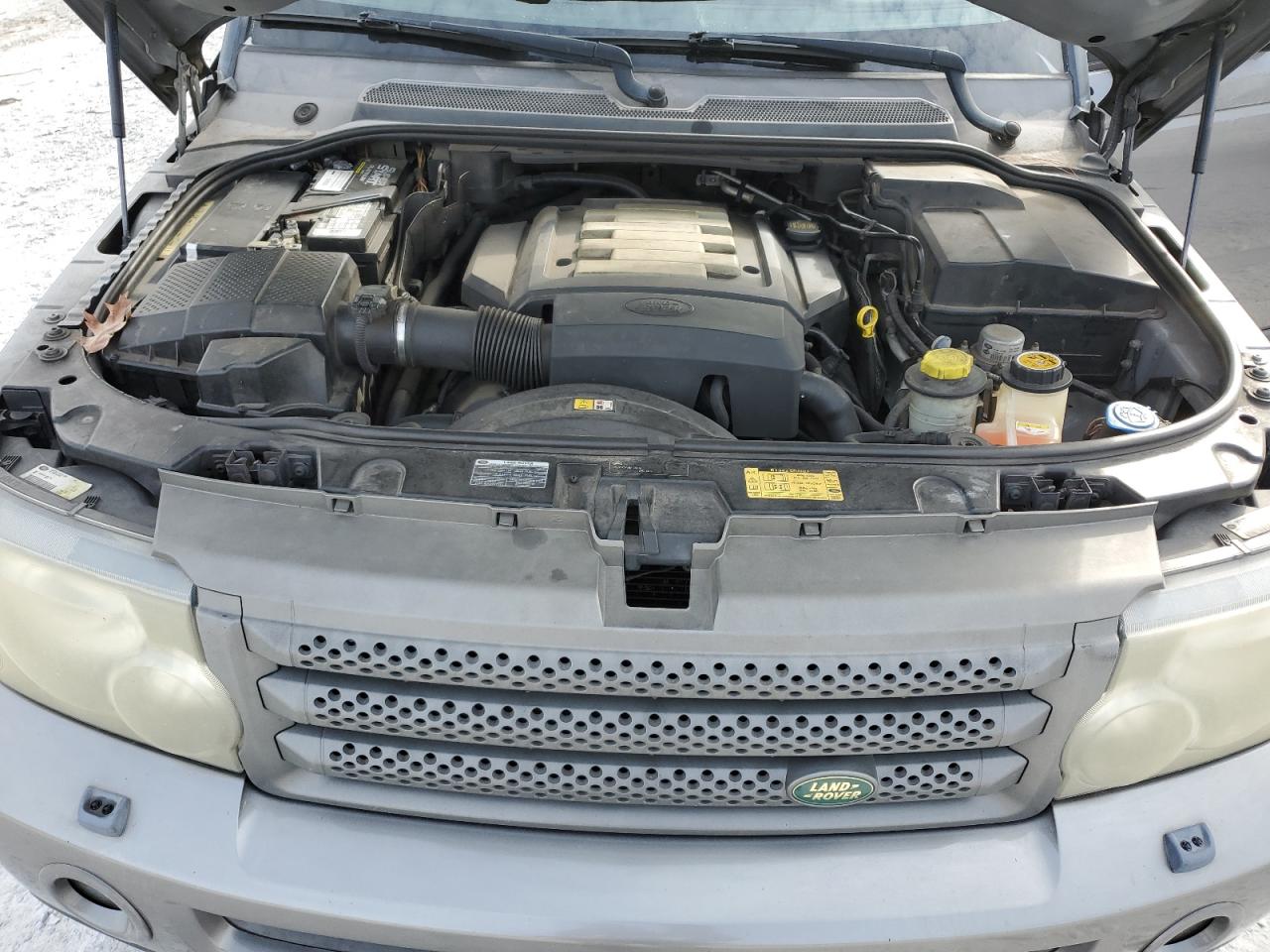 2008 Land Rover Range Rover - Image 12
