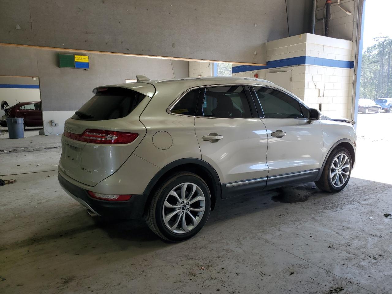 2017 Lincoln MKC - Image 3