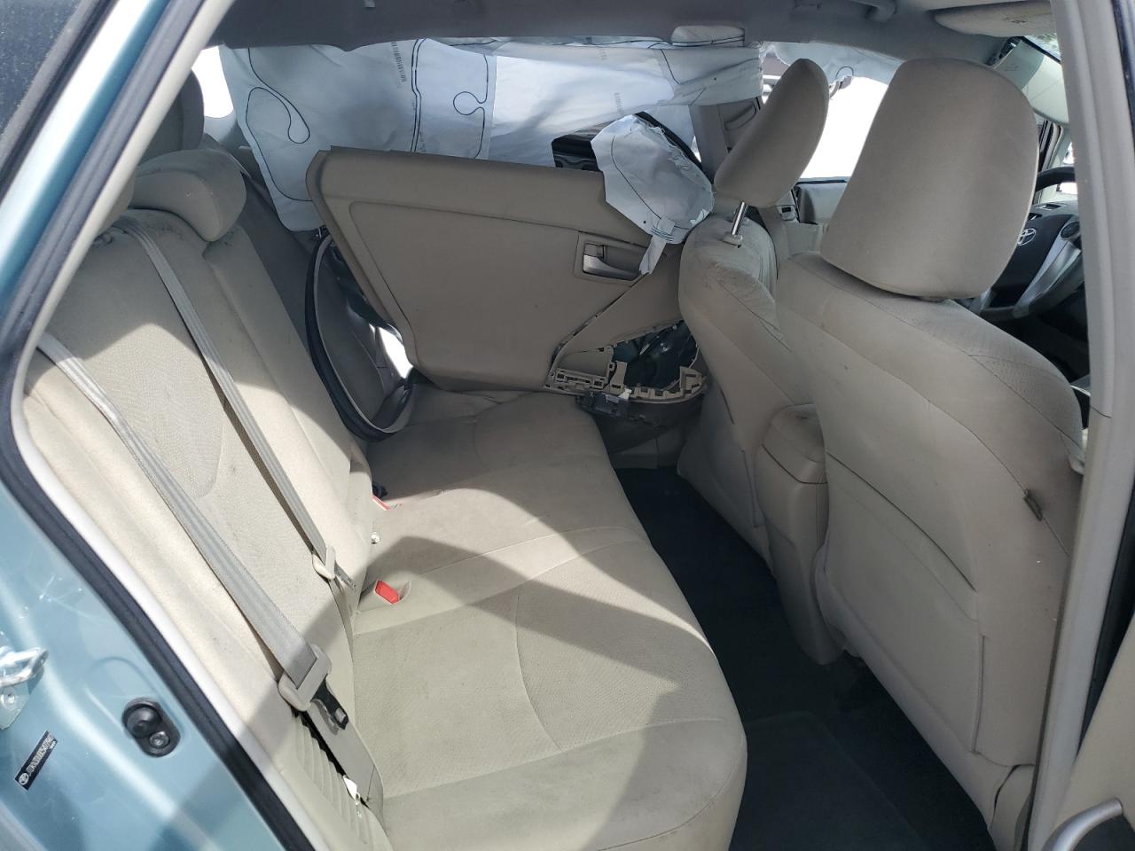2012 Toyota Prius - Image 10