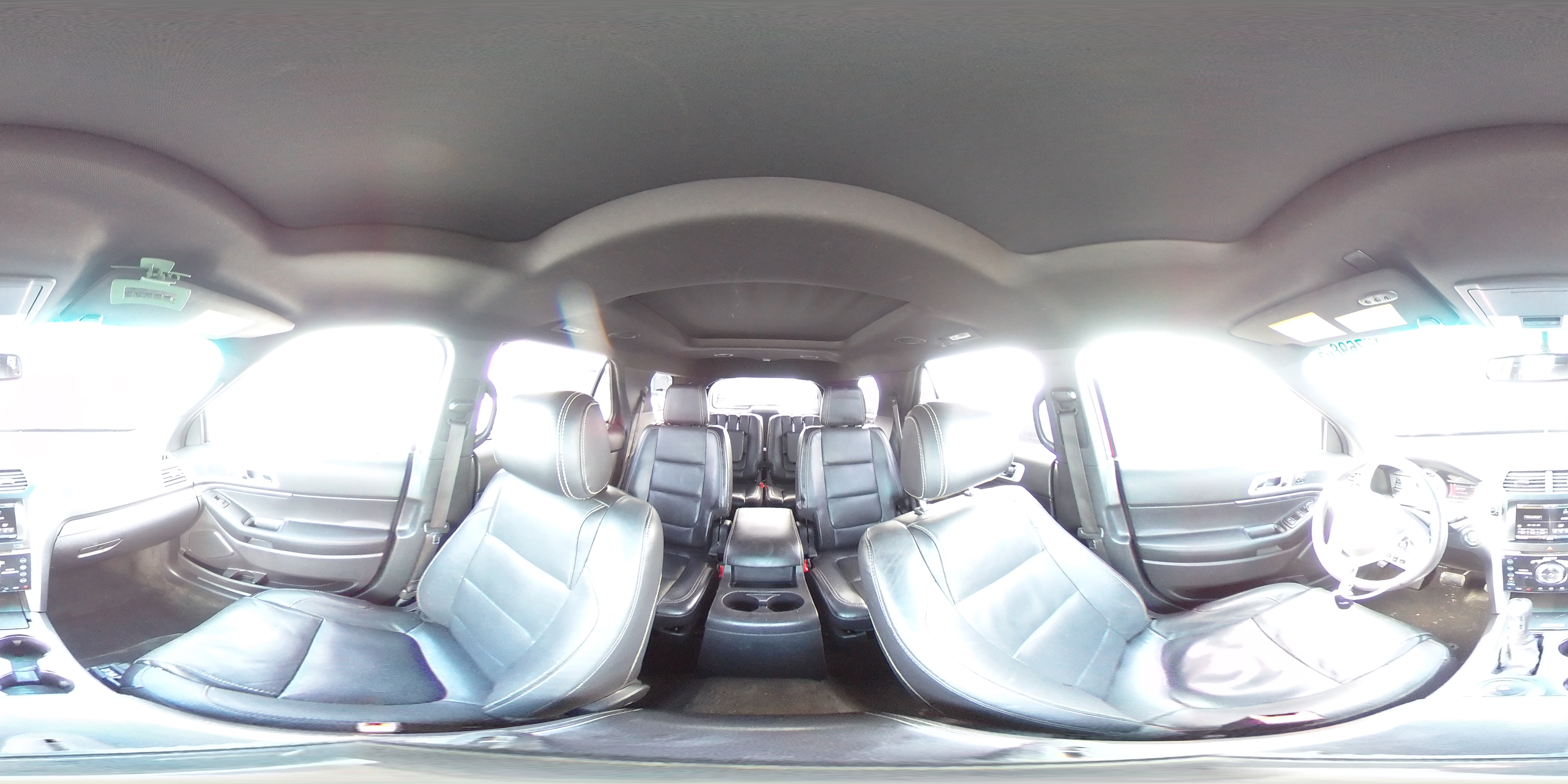 2015 Ford Explorer - Image 14