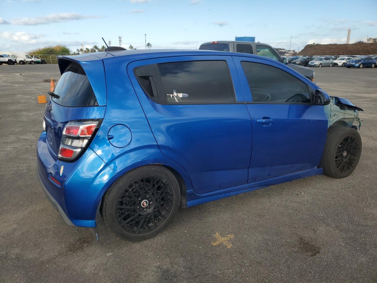 1G1JD6SB5H4129410 CHEVROLET SONIC 2017