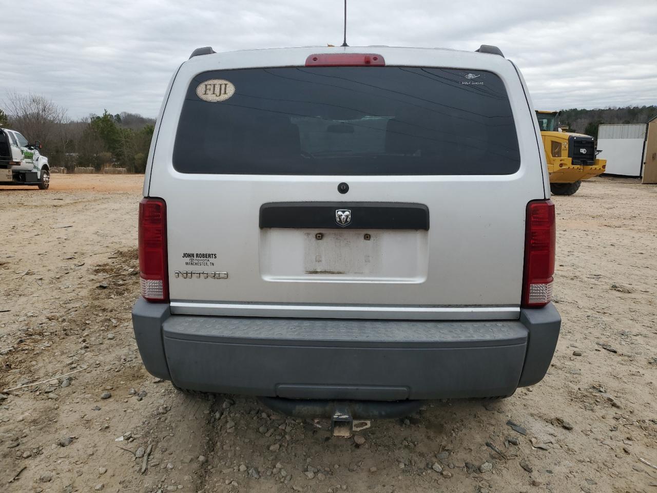2007 Dodge Nitro - Image 6
