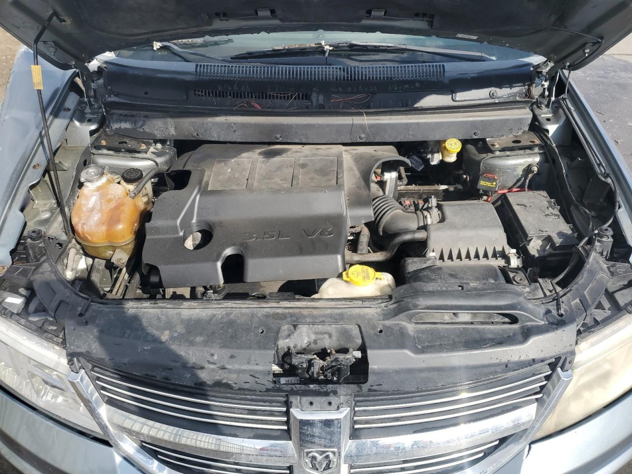 2009 Dodge Journey - Image 12