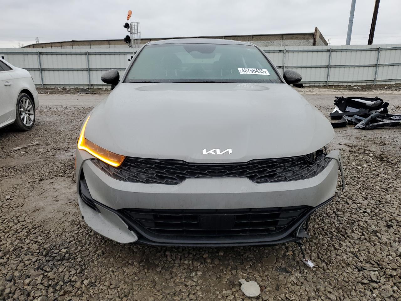 2022 Kia K5 - Image 5