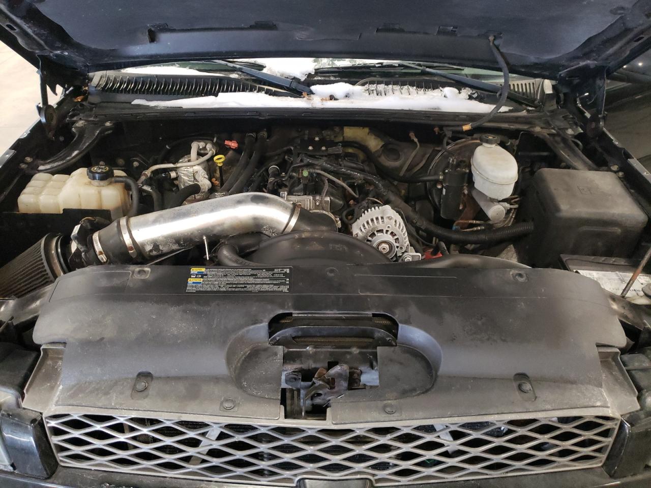 2003 Chevrolet Silverado - Image 11