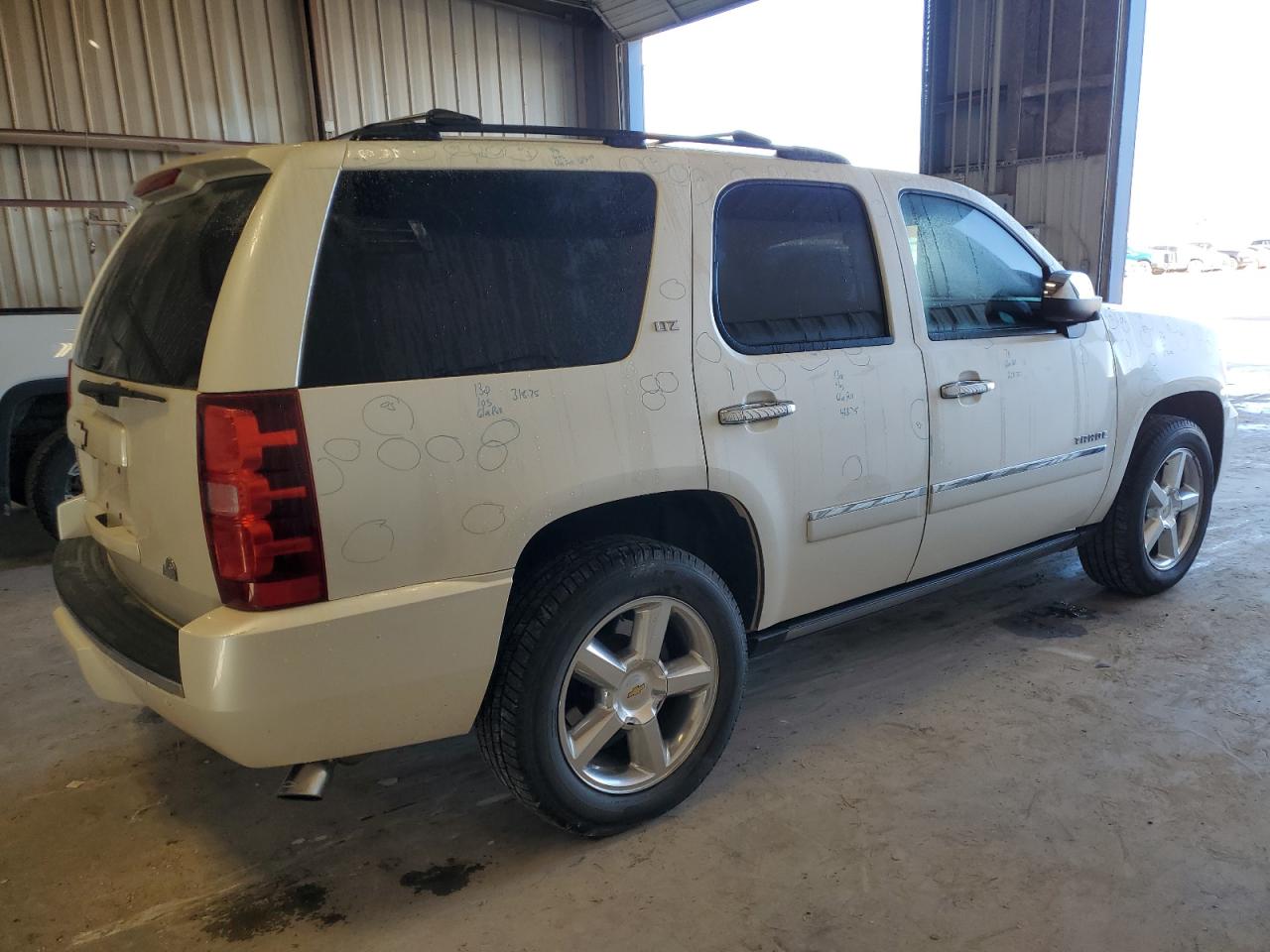 2013 Chevrolet Tahoe - Image 3