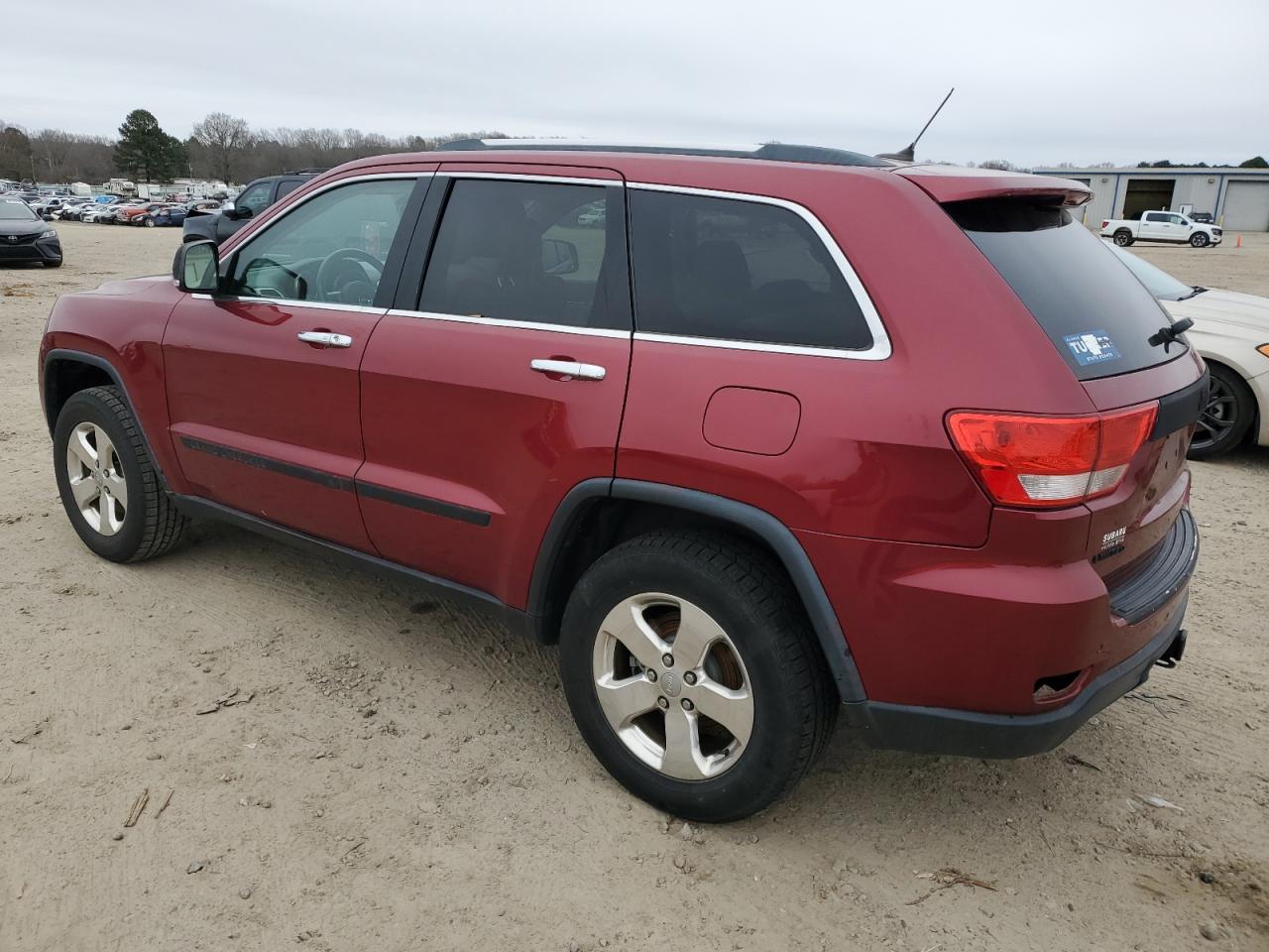 2013 Jeep Grand Cherokee - Image 2