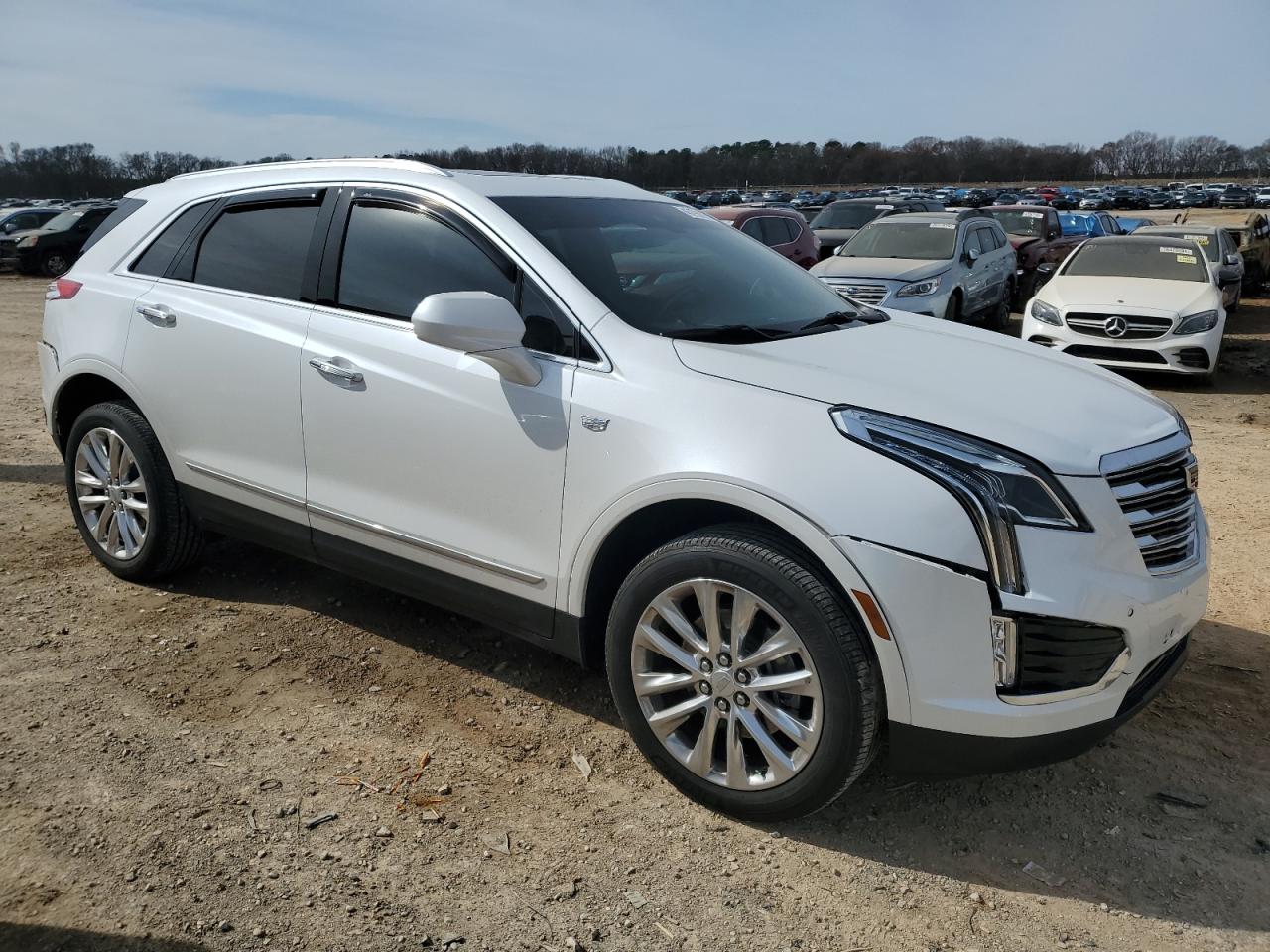 2019 Cadillac XT5 - Image 4