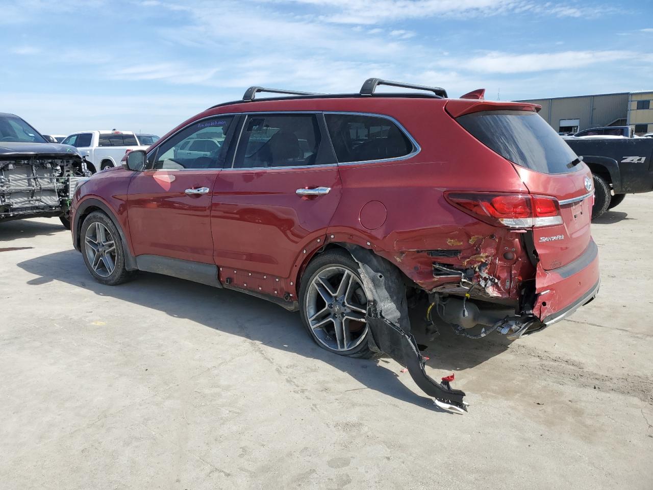 2017 Hyundai Santa Fe - Image 2