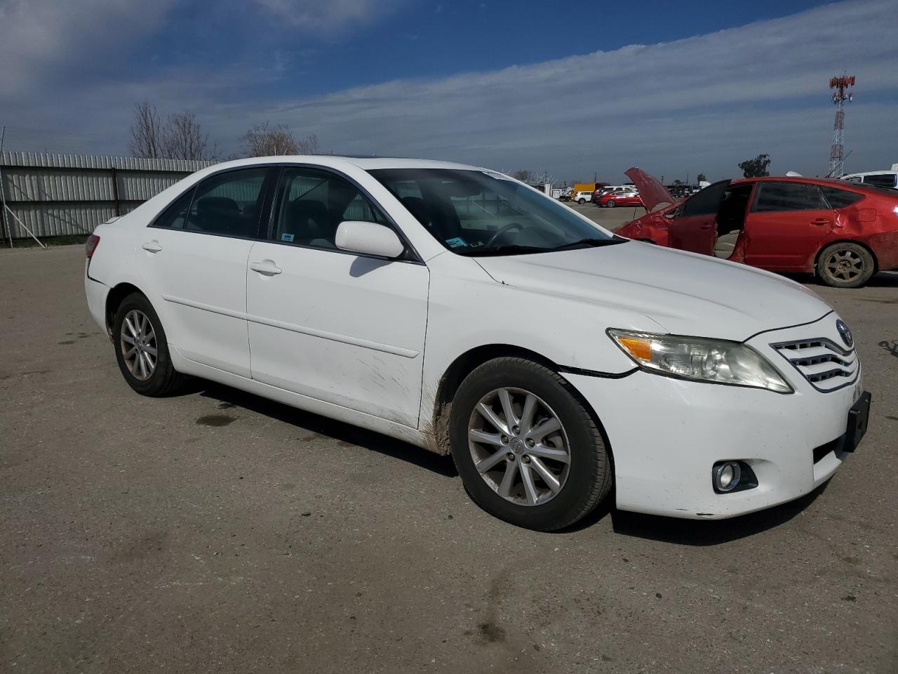 2011 Toyota Camry - Image 4