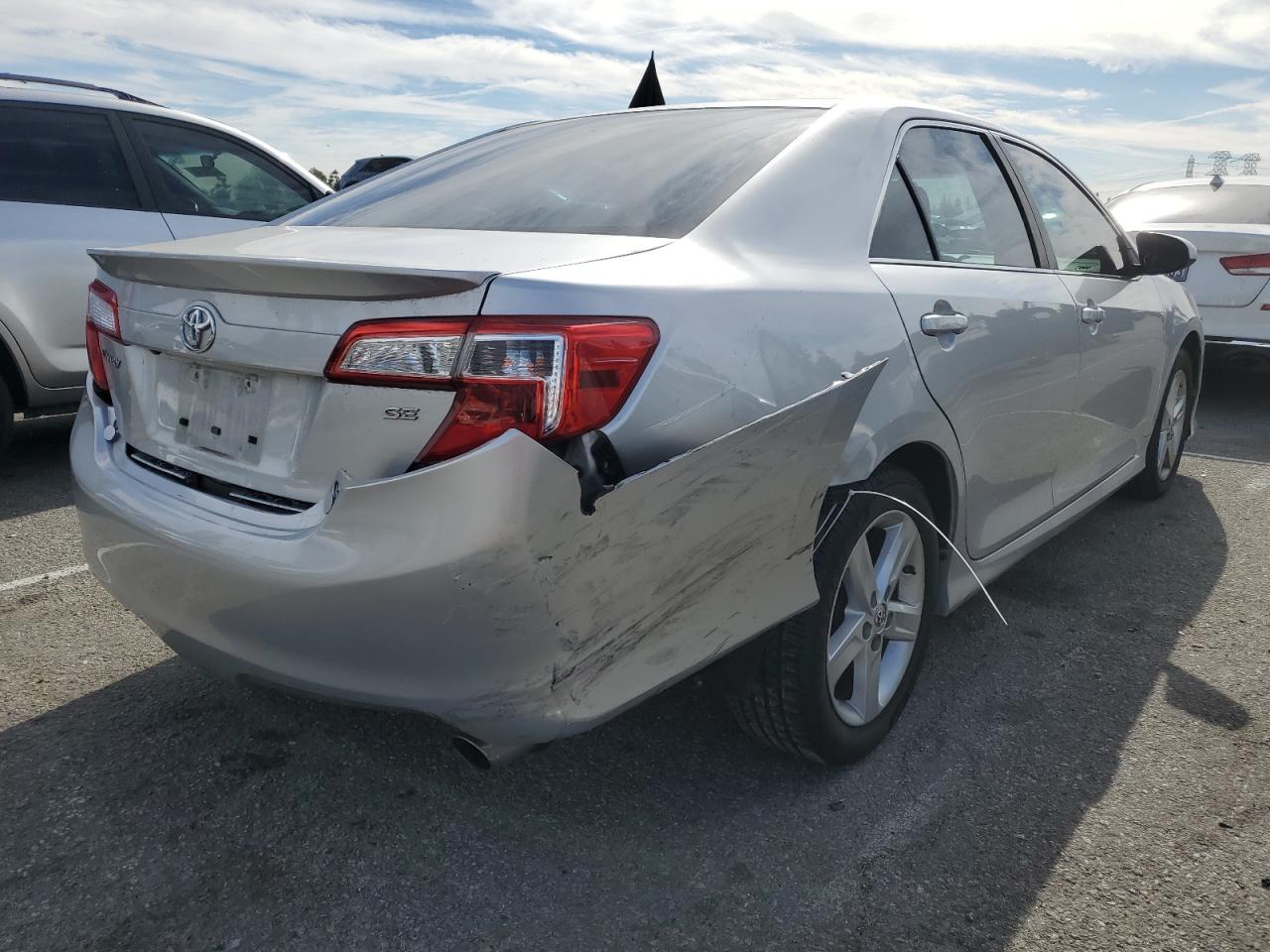 2014 Toyota Camry - Image 3