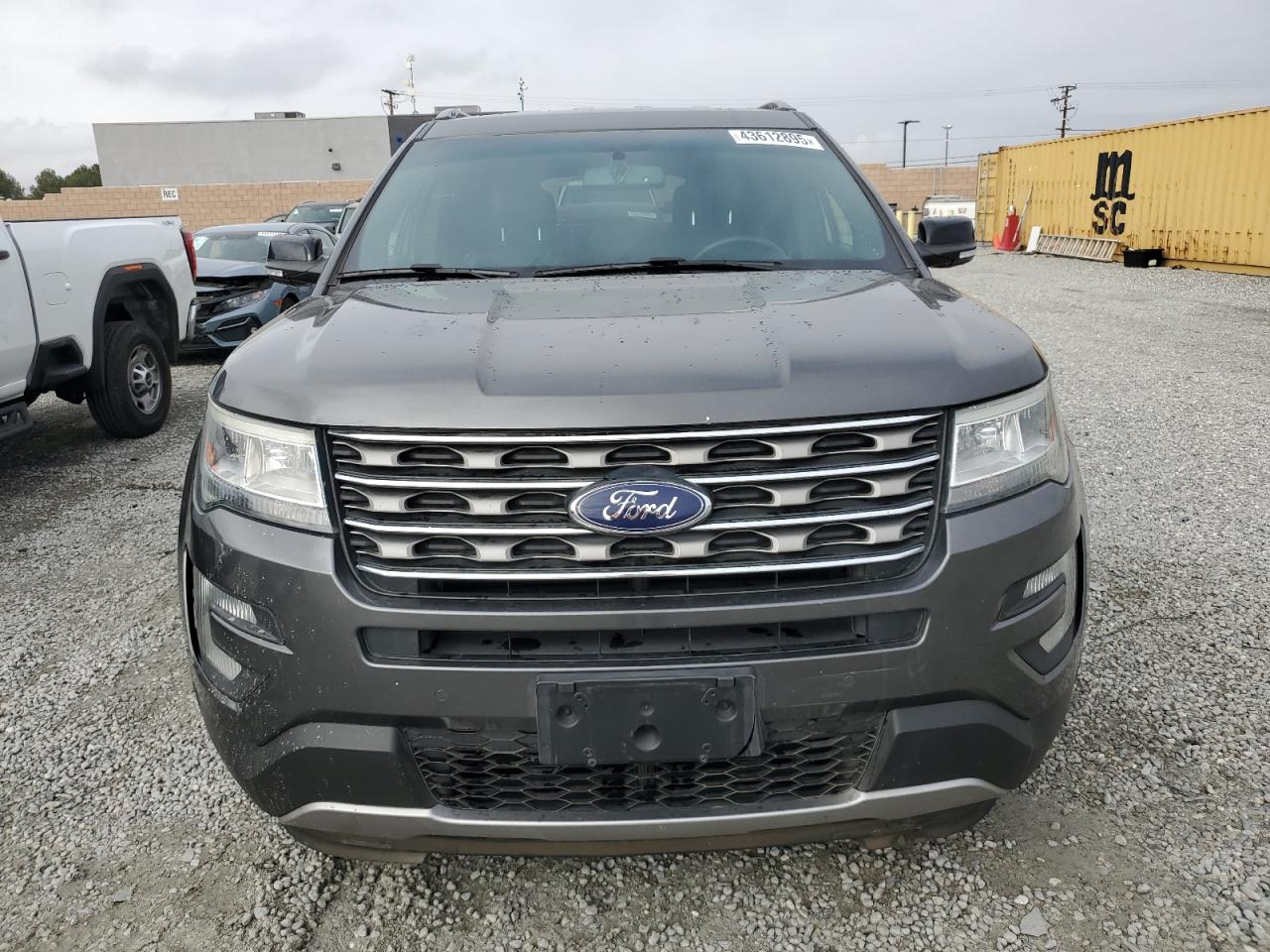2017 Ford Explorer - Image 5