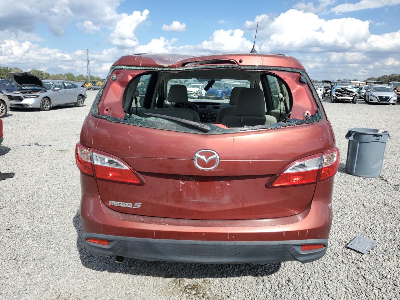 2012 Mazda 5 - Image 6