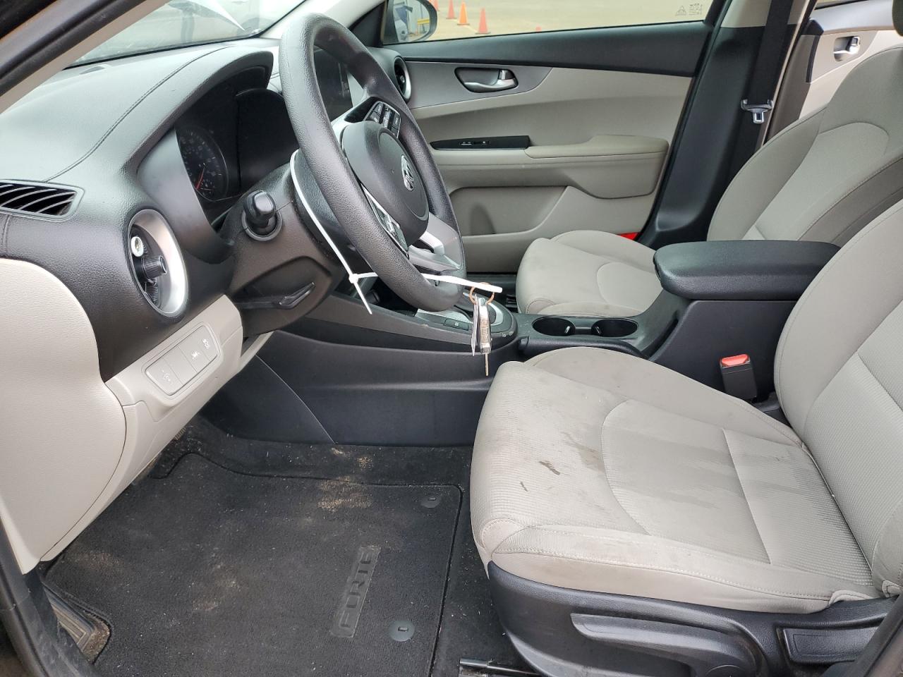 2020 Kia Forte - Image 7