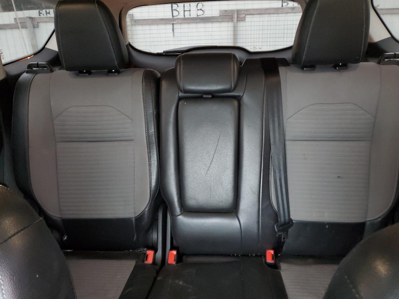 2017 Ford Escape - Image 10
