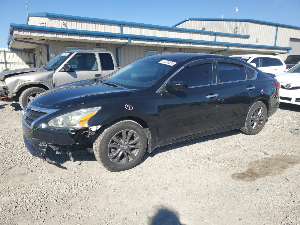 2015 Nissan Altima - Image 1