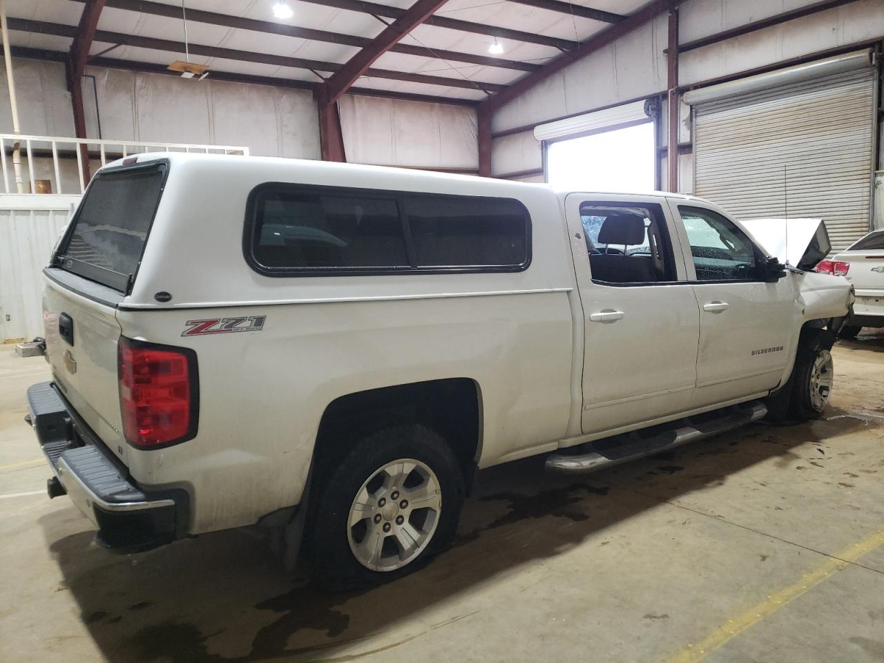 2015 Chevrolet Silverado - Image 3