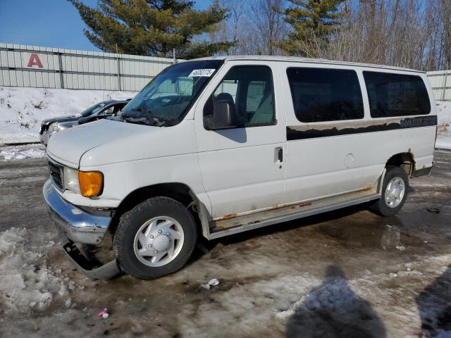 2006 Ford Econoline E350 Super Duty Wagon