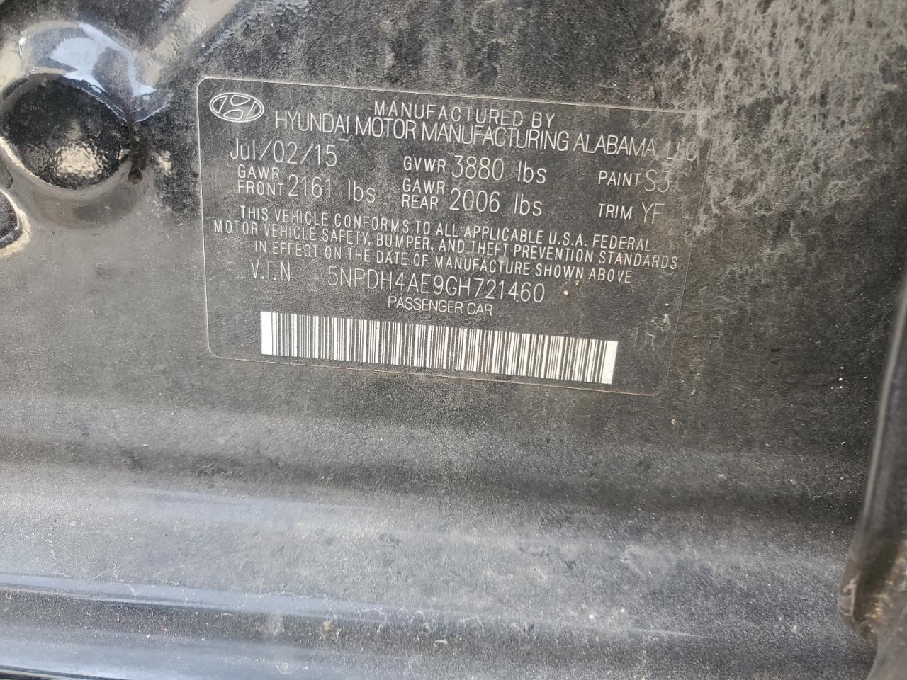 2016 Hyundai Elantra - Image 13