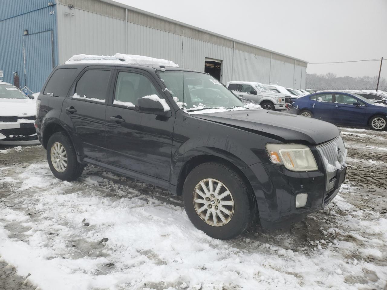 2010 Mercury Mariner - Image 4