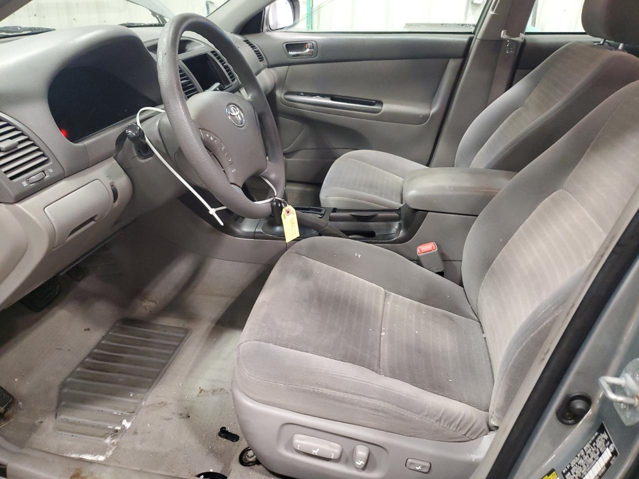 2005 Toyota Camry - Image 7