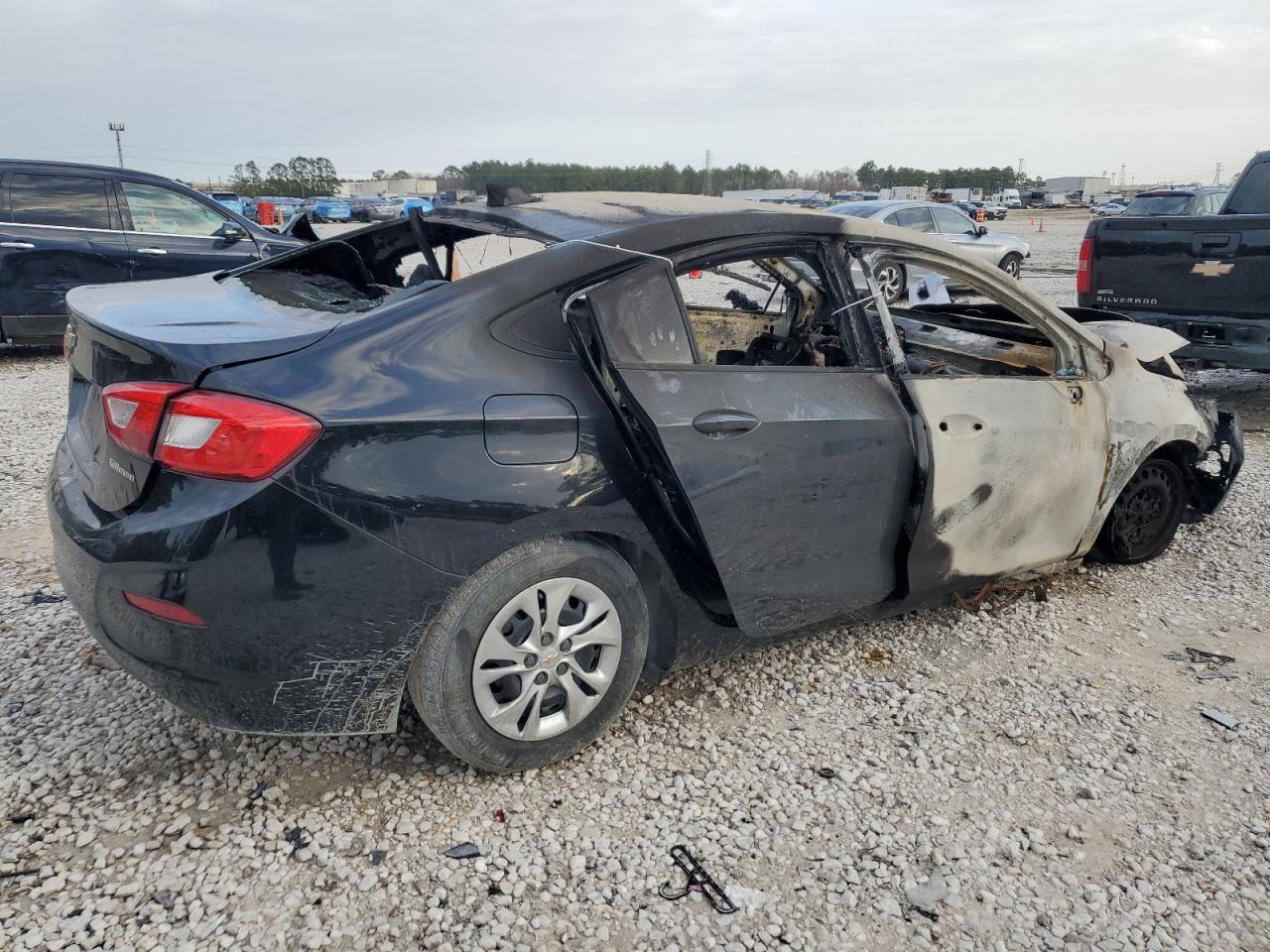 1G1BC5SMXK7113406 CHEVROLET CRUZE 2019