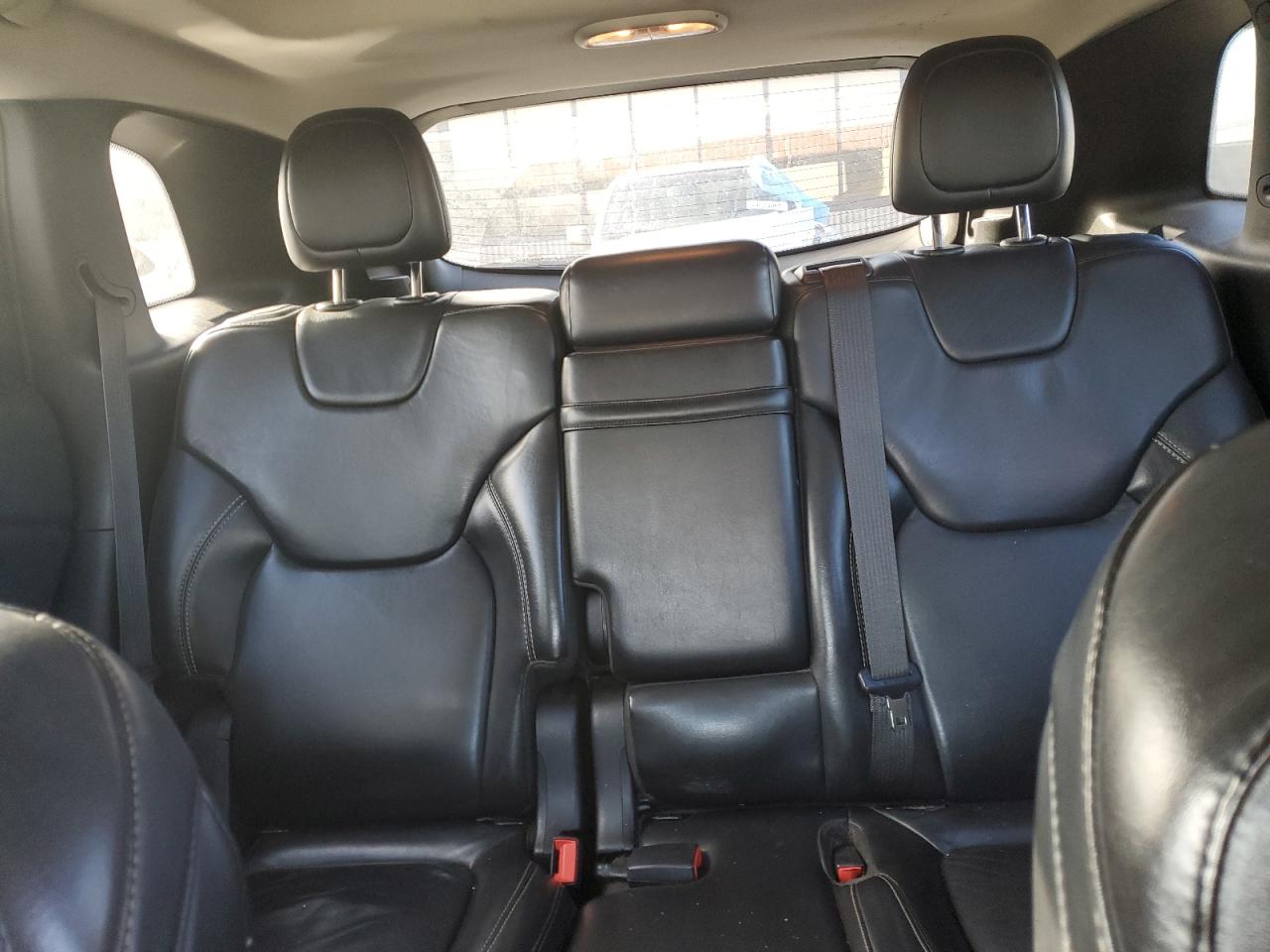 2015 Jeep Grand Cherokee - Image 10