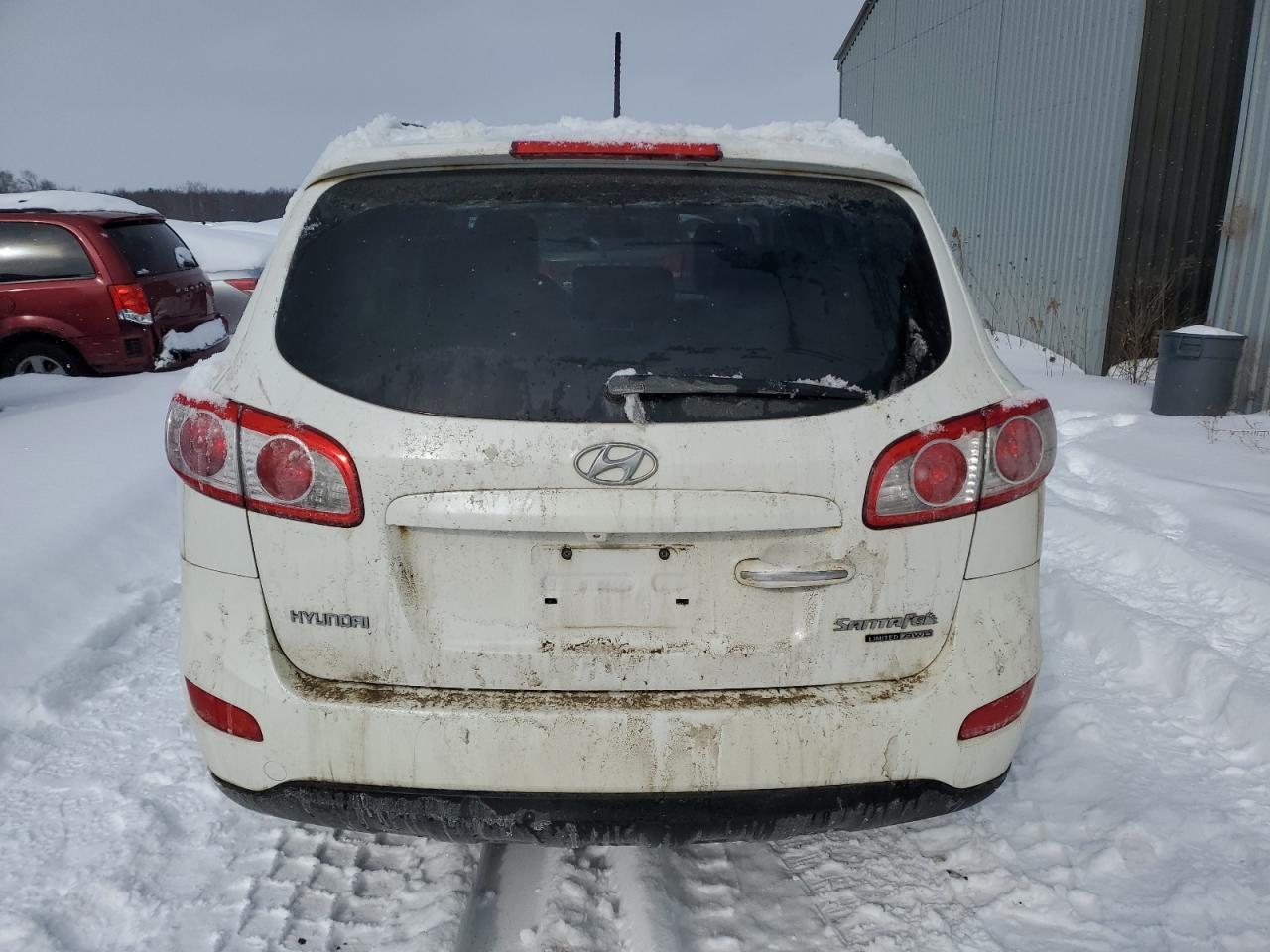 2010 Hyundai Santa Fe - Image 6