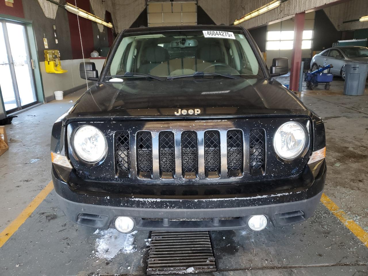 2017 Jeep Liberty (Patriot) - Image 5