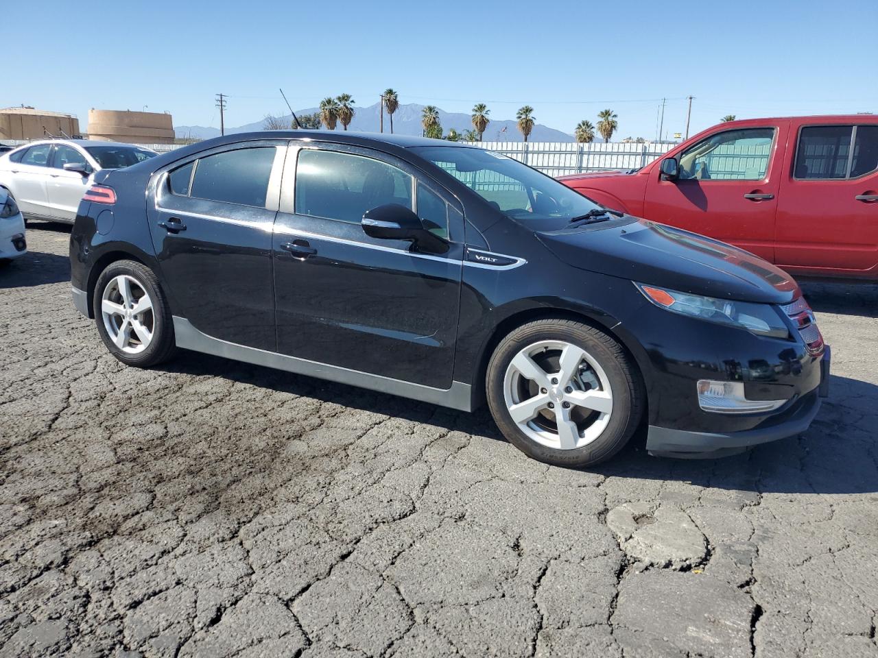 2014 Chevrolet Volt - Image 4