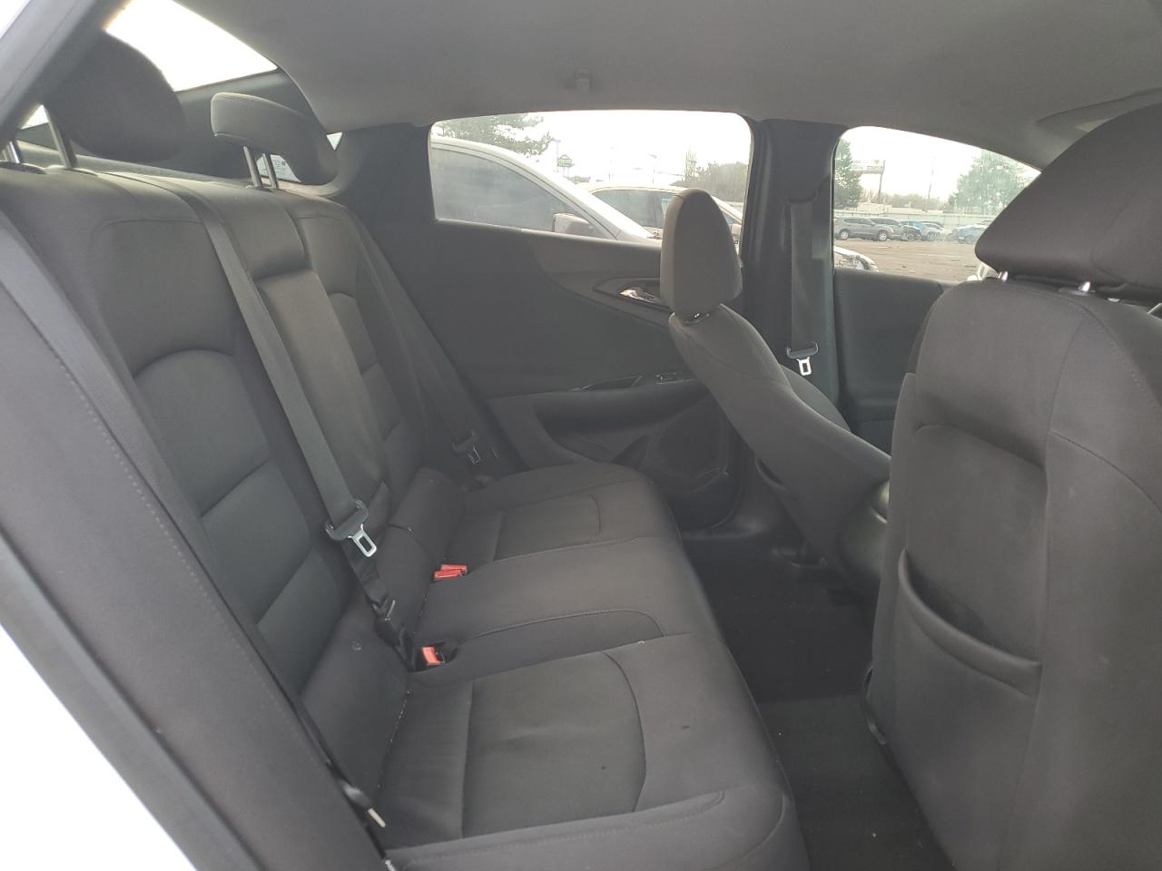 2017 Chevrolet Malibu - Image 10