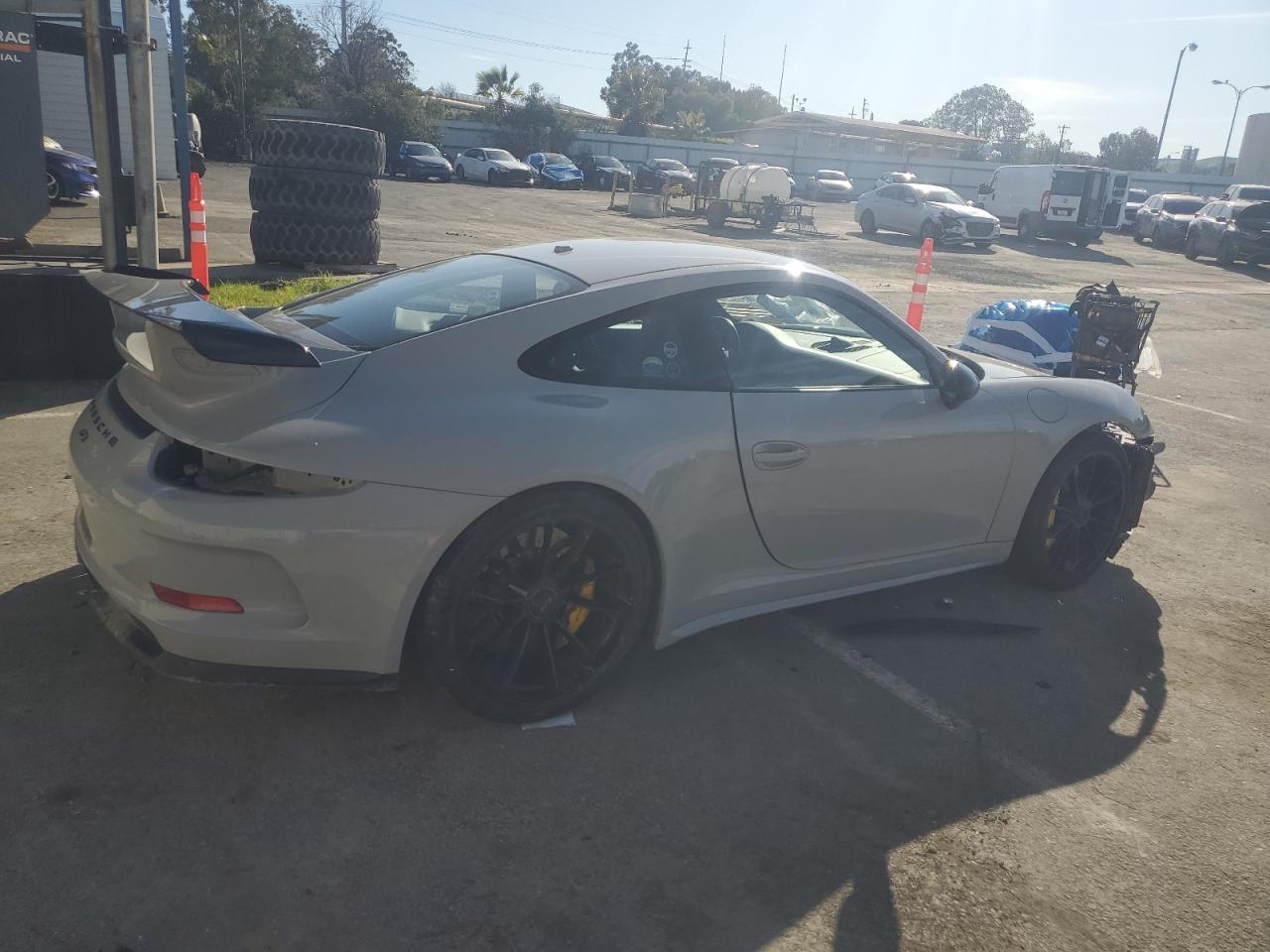 2015 Porsche 911 - Image 3
