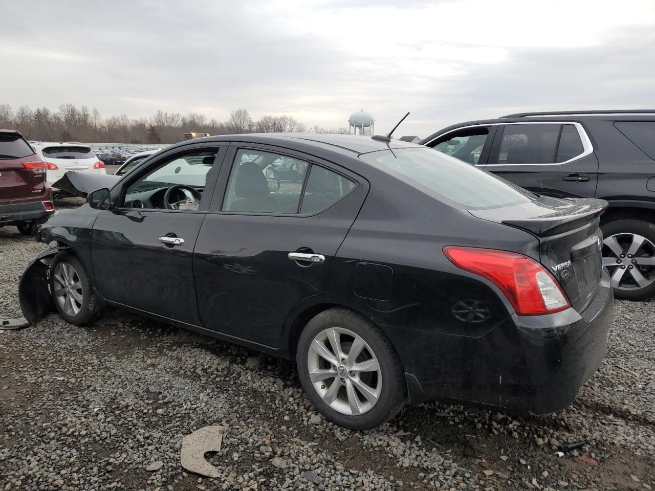 2015 Nissan Versa - Image 2